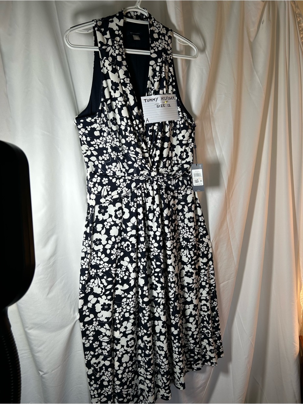 Tommy Hilfiger Black & White Floral Sleeveless Wrap-Style Midi Dress